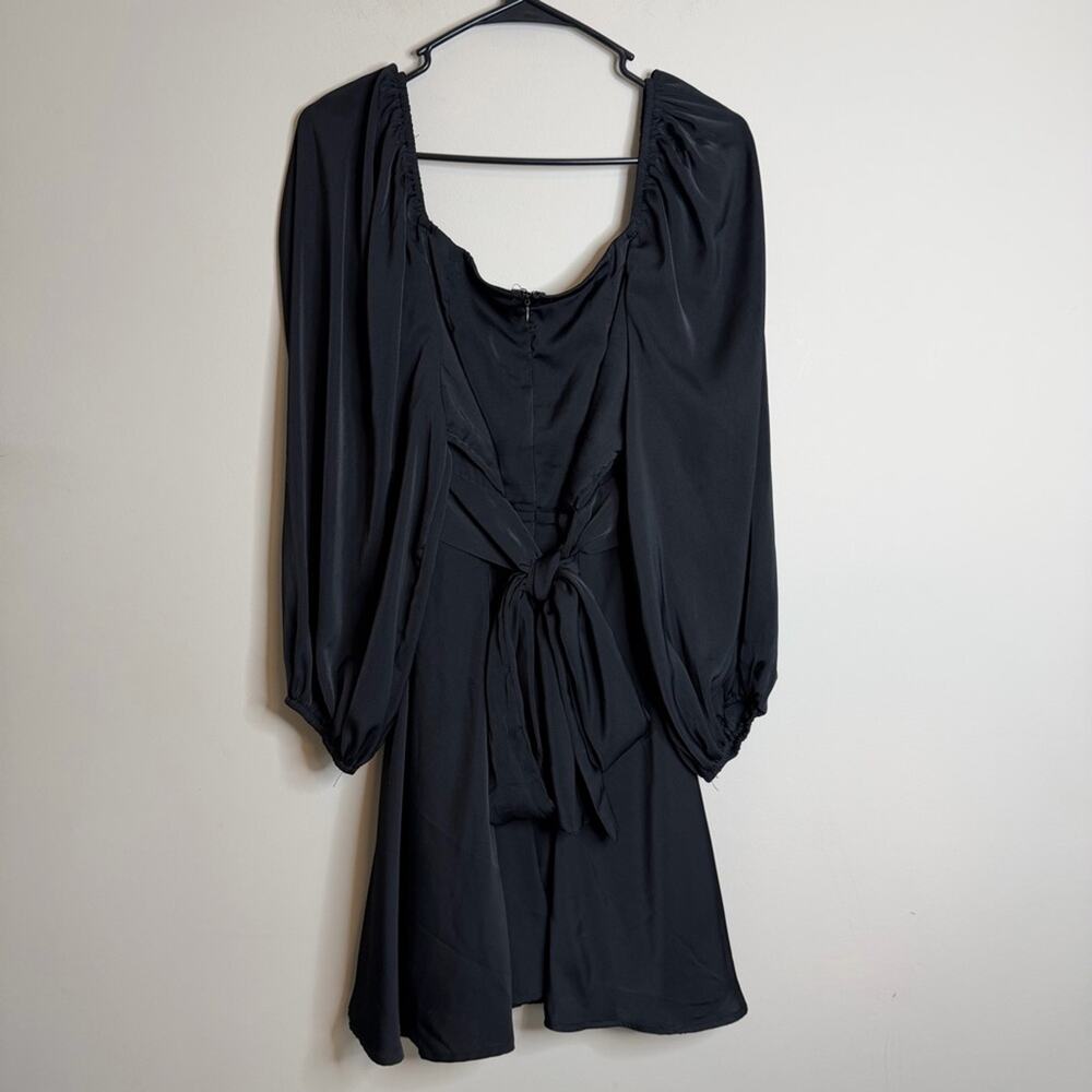 Arula Black Crossover Puff Sleeve Mini Dress Size X XL - Picture 7 of 8